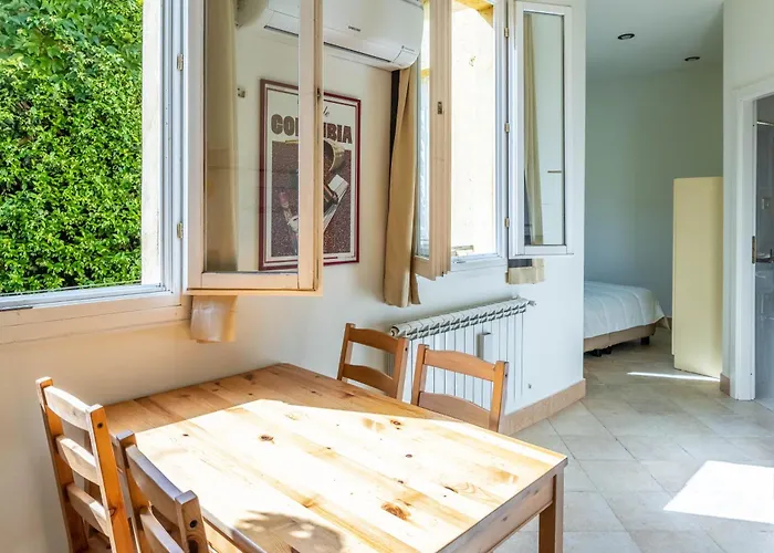 Oasi - Ambrogiohost * בולוניה